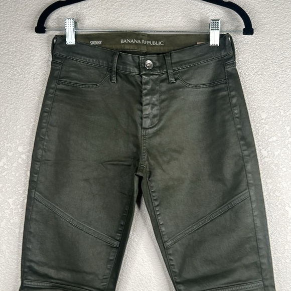 Banana Republic Charcoal Gray Coated Faux Leather Moto Skinny Jeans Size 25 - Picture 2 of 8